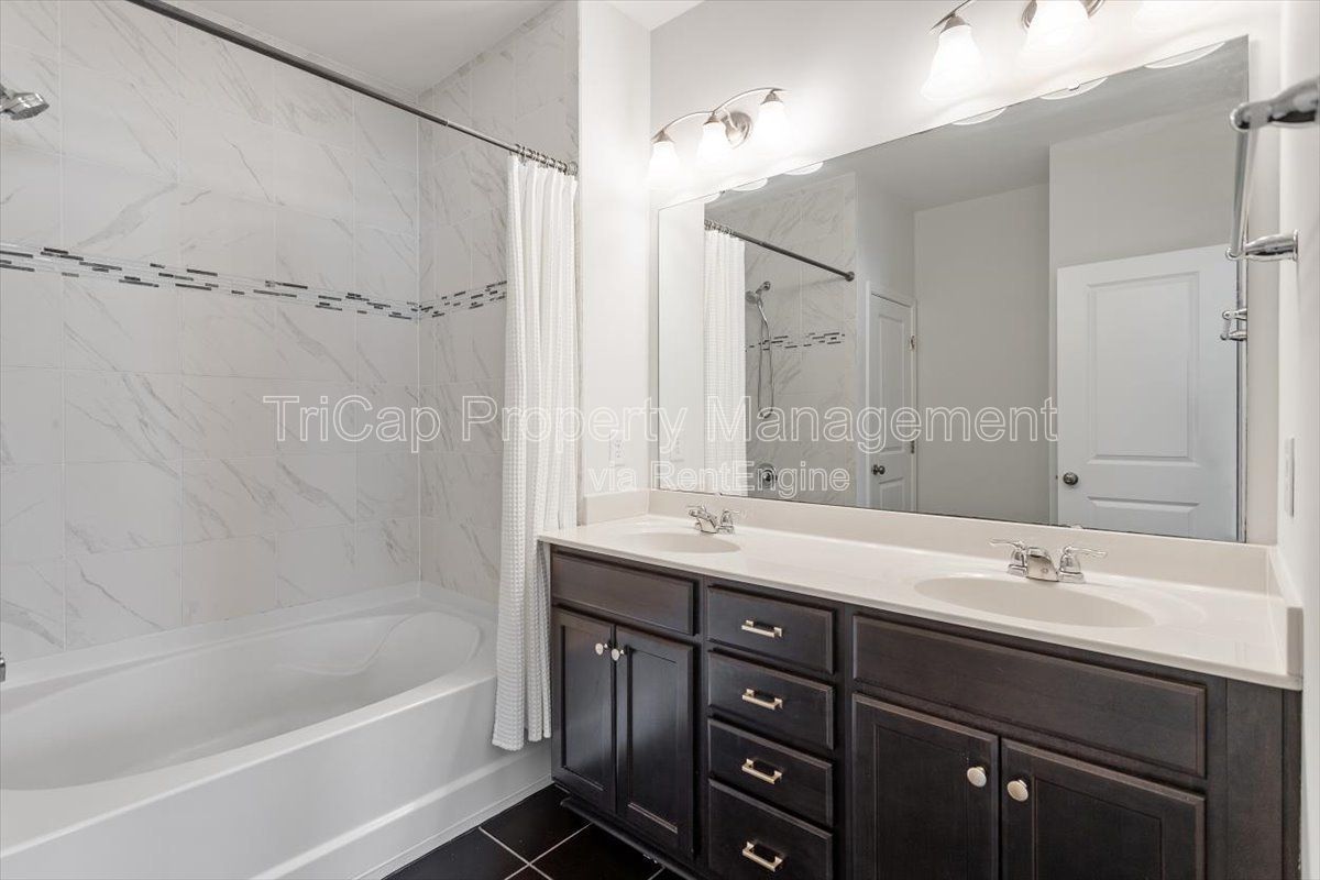 Apex End Unit Townhome Just listed FOR RENT property image
