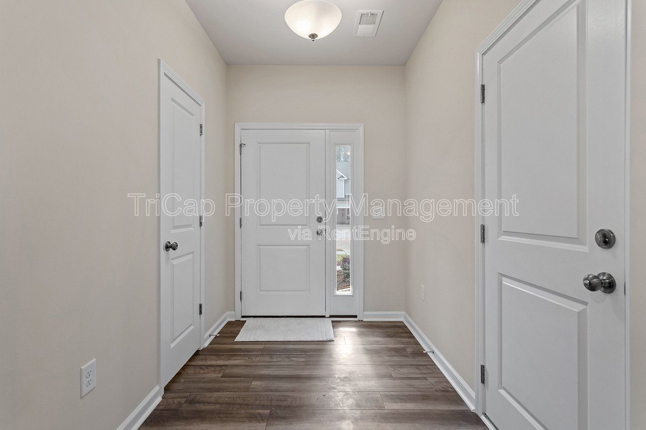 Raleigh:  3 Bedroom Townhome with Garage property image