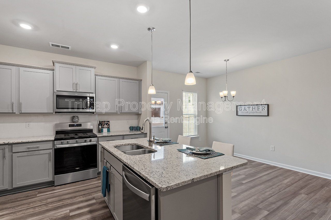 Raleigh:  3 Bedroom Townhome with Garage property image