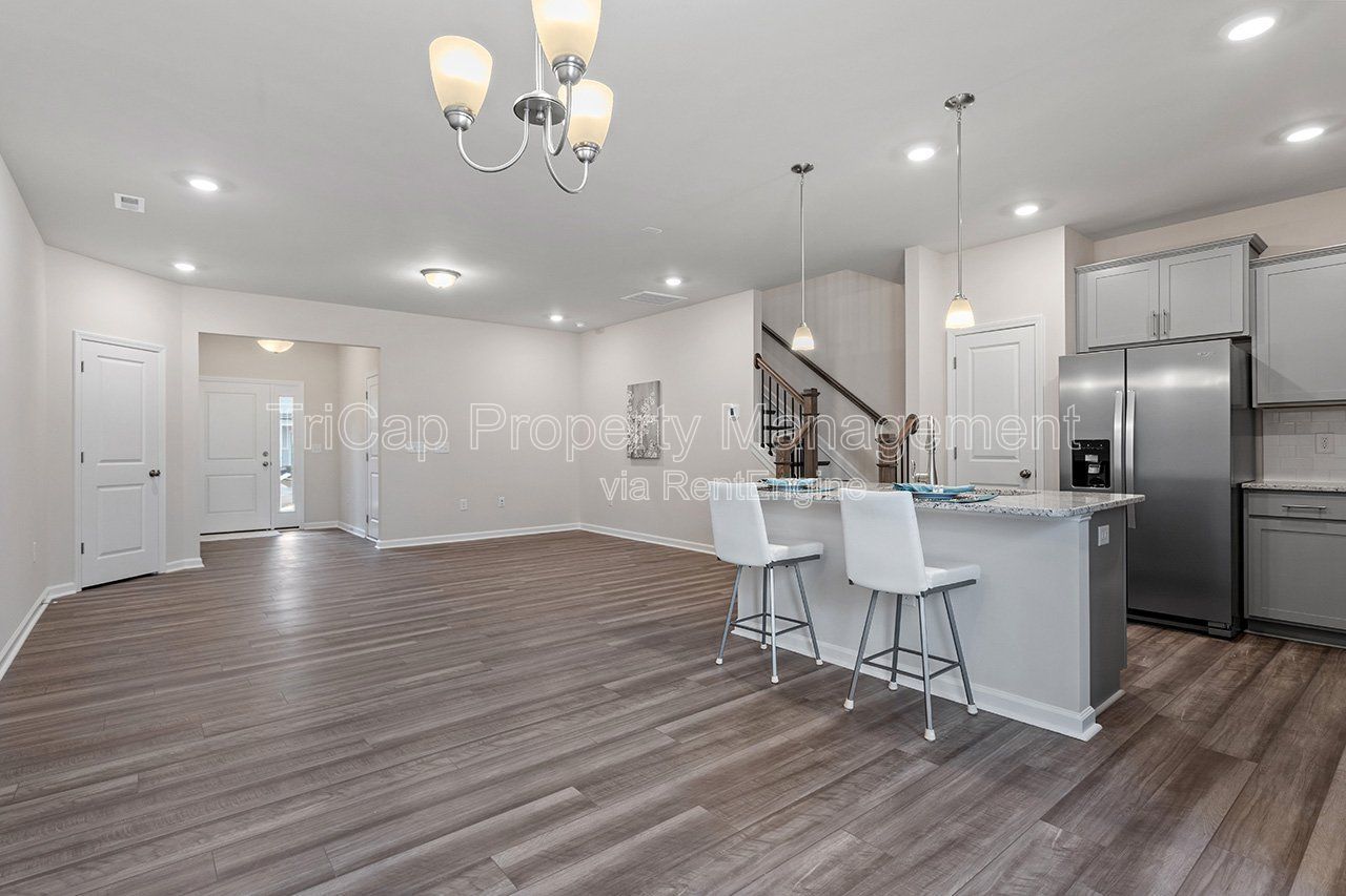 Raleigh:  3 Bedroom Townhome with Garage property image