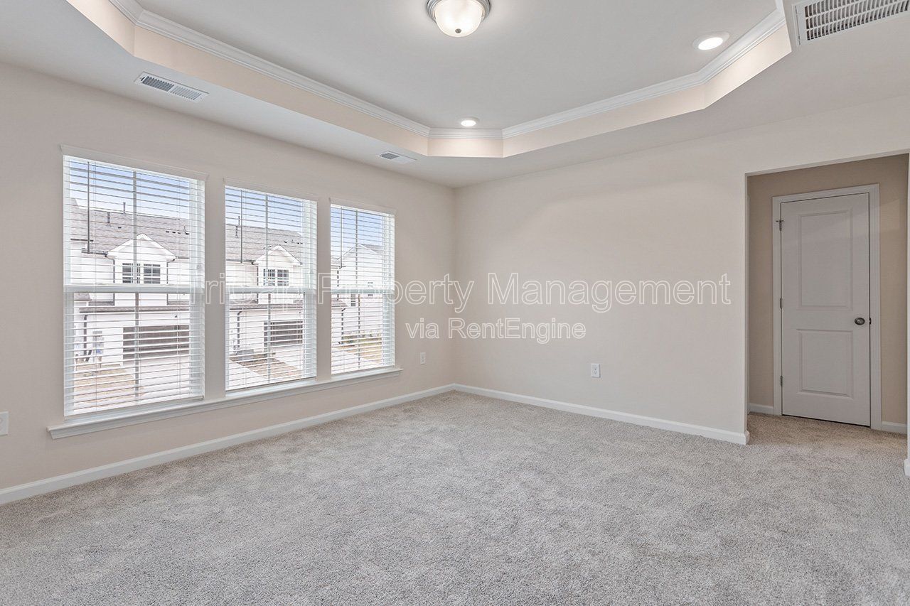 Raleigh:  3 Bedroom Townhome with Garage property image