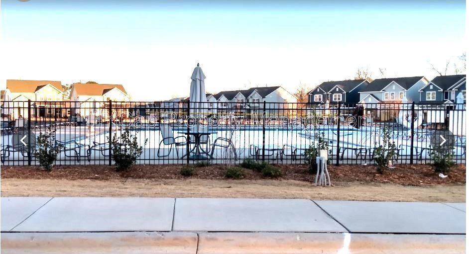 Raleigh:  3 Bedroom Townhome with Garage property image