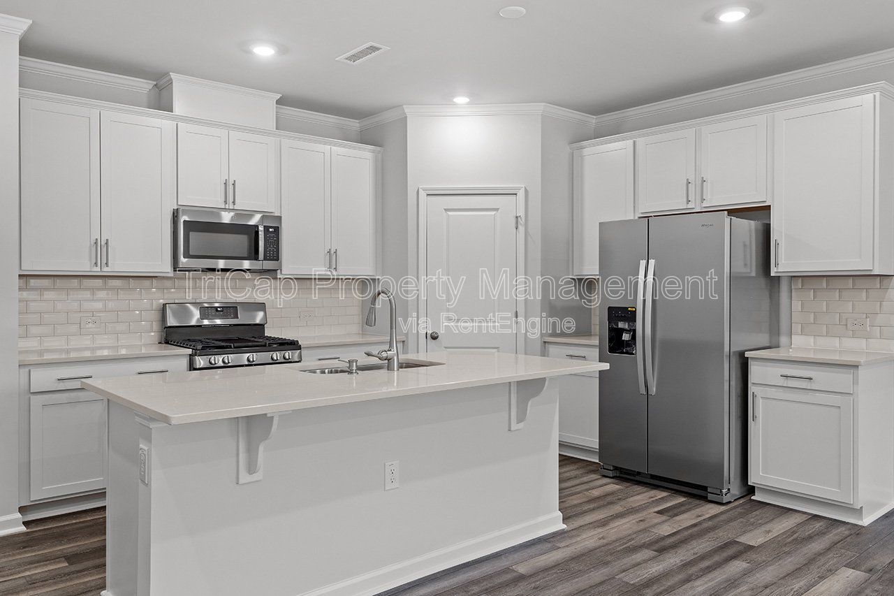 Wake Forest Townhome - 2 Car Garage property image