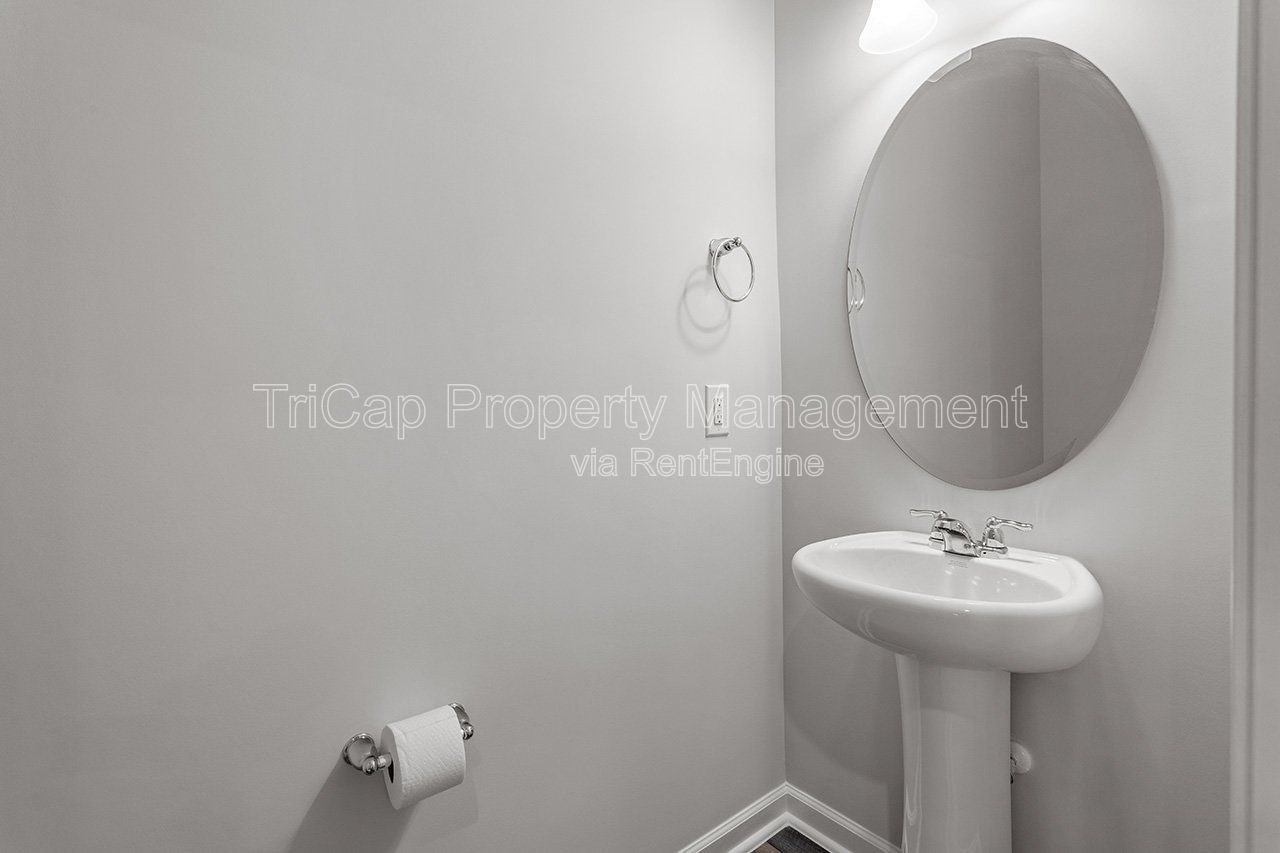 Wake Forest Townhome - 2 Car Garage property image