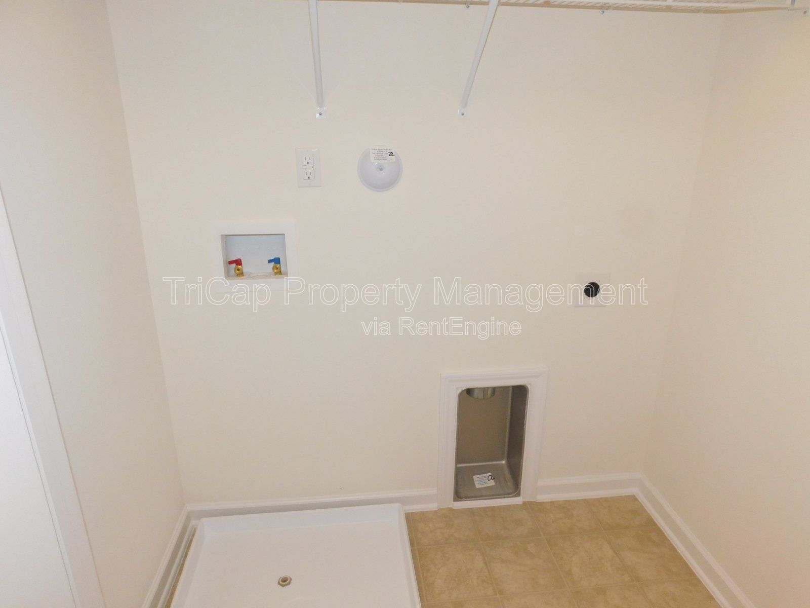 3 Bedroom Raleigh Townhome in Fieldstone Crossing property image