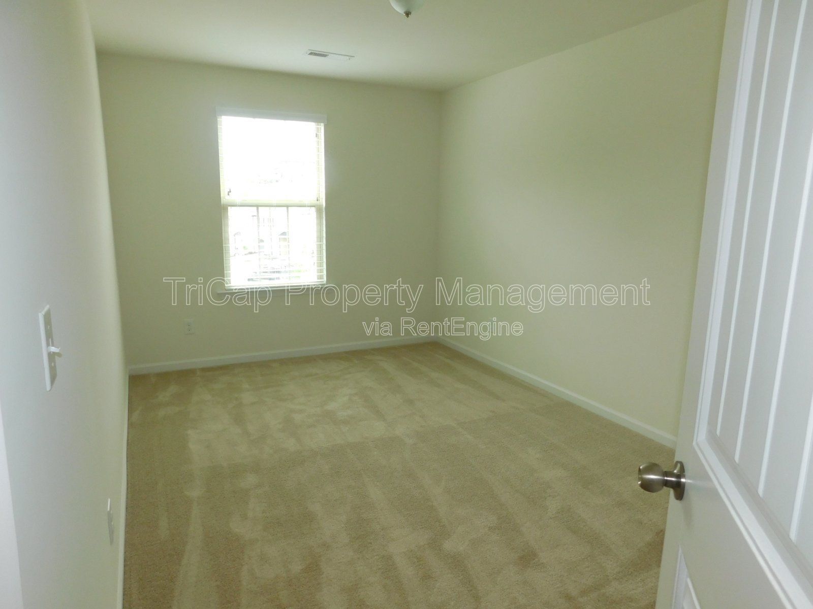 3 Bedroom Raleigh Townhome in Fieldstone Crossing property image