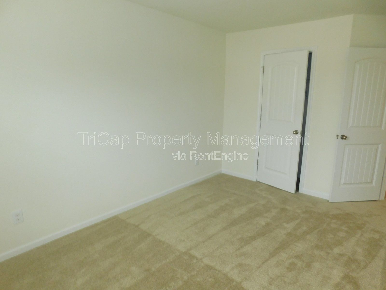 3 Bedroom Raleigh Townhome in Fieldstone Crossing property image