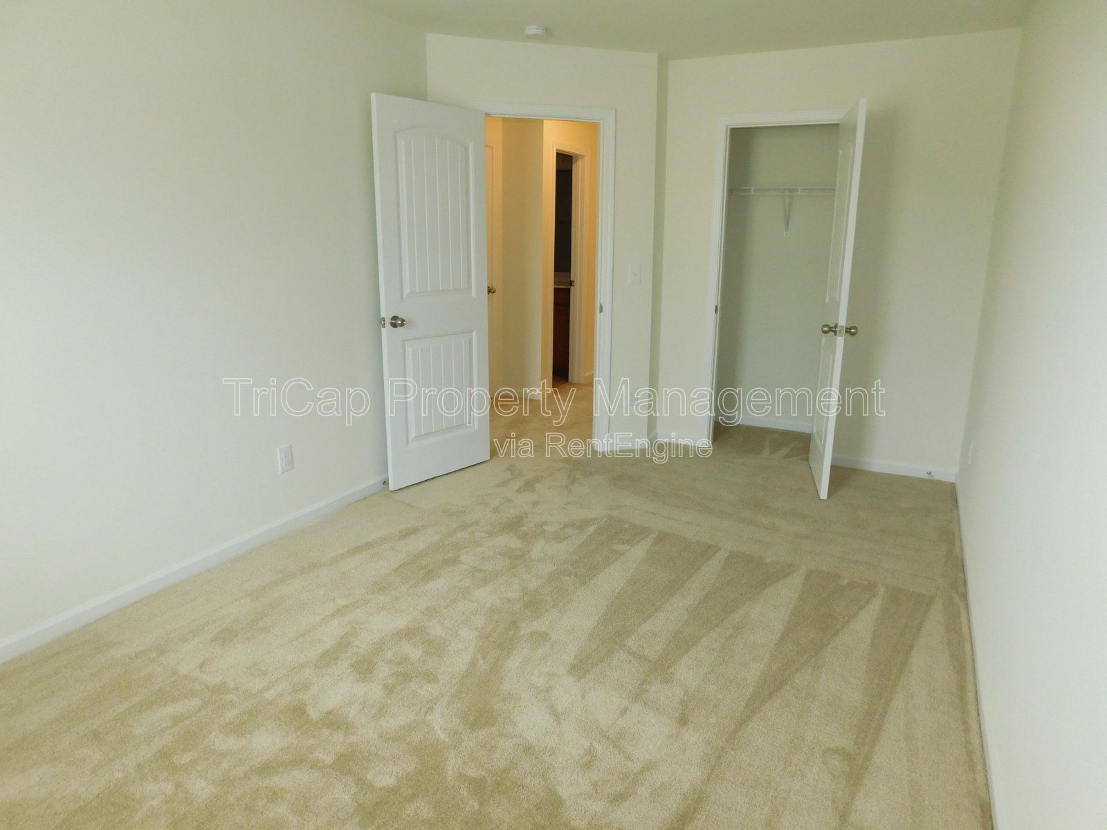 3 Bedroom Raleigh Townhome in Fieldstone Crossing property image