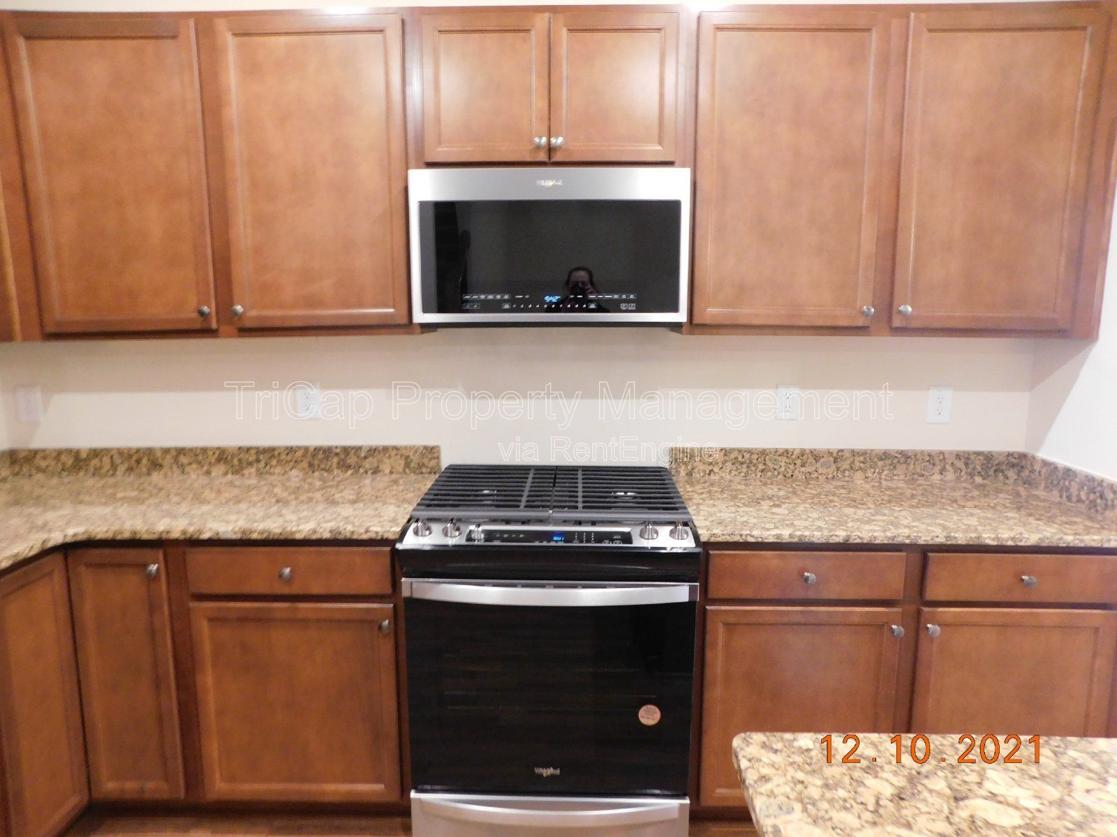 End Unit Townhome 3 Bedroom plus Garage in Garner property image