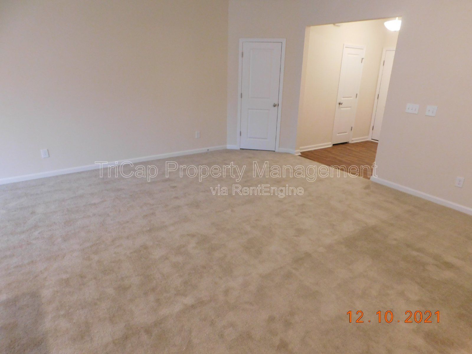 End Unit Townhome 3 Bedroom plus Garage in Garner property image