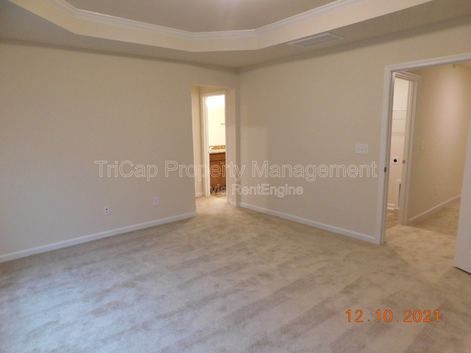 End Unit Townhome 3 Bedroom plus Garage in Garner property image