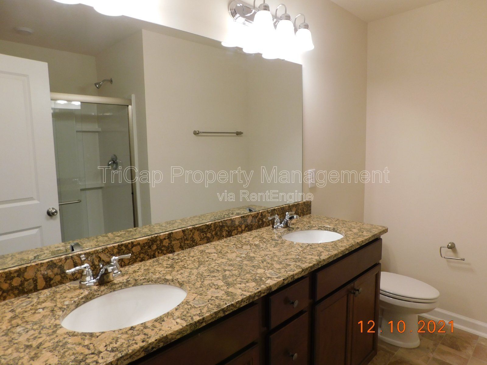 End Unit Townhome 3 Bedroom plus Garage in Garner property image