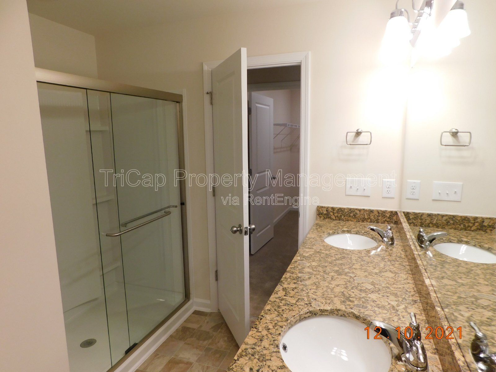 End Unit Townhome 3 Bedroom plus Garage in Garner property image