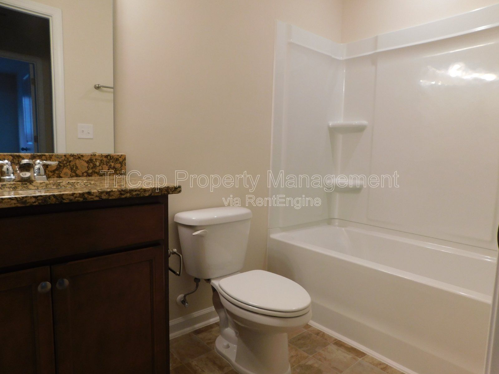 End Unit Townhome 3 Bedroom plus Garage in Garner property image