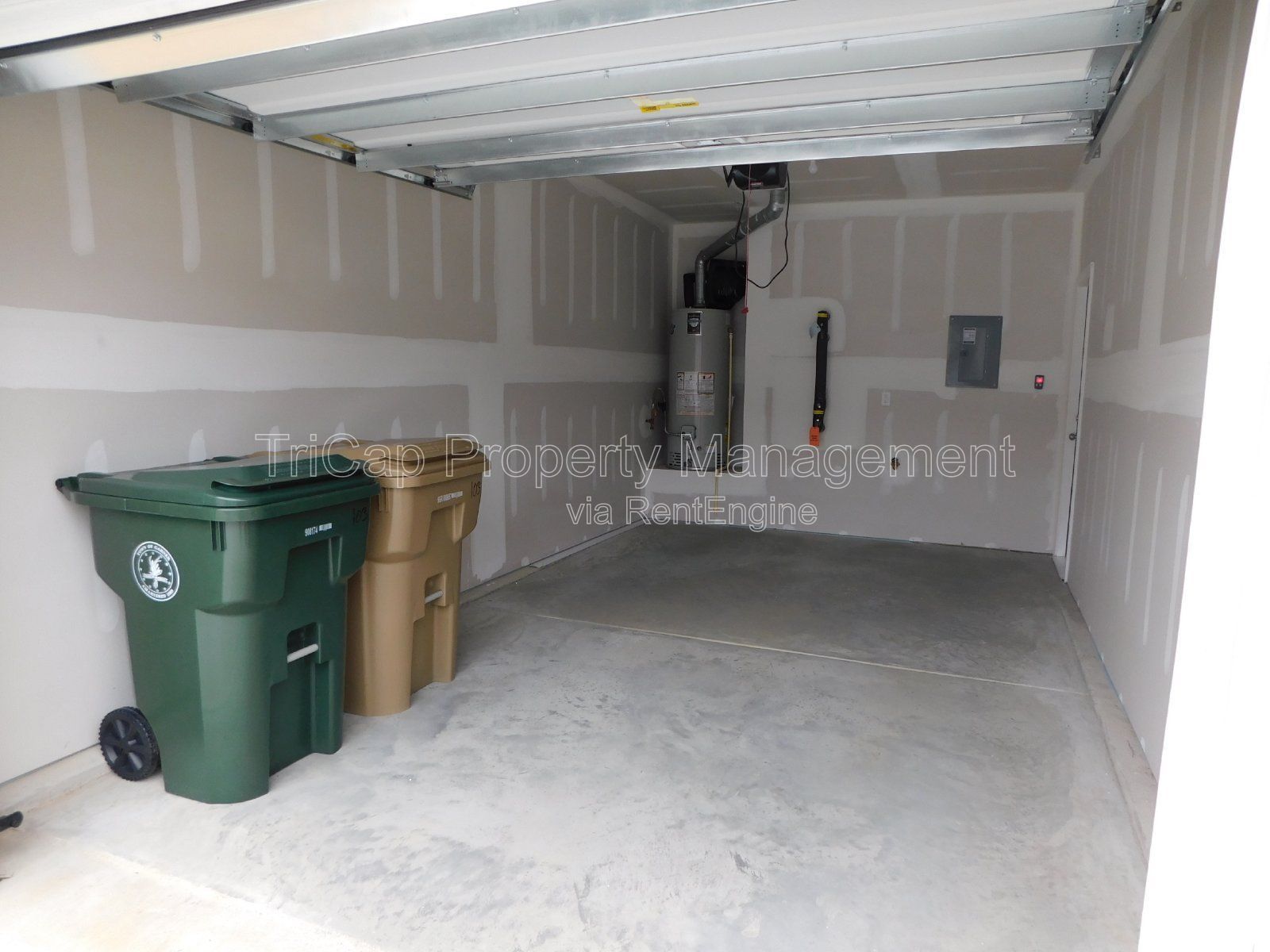 End Unit Townhome 3 Bedroom plus Garage in Garner property image