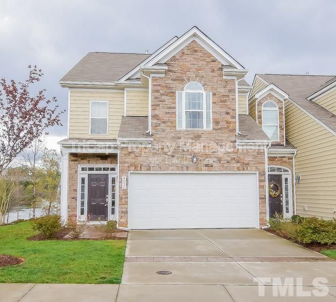 End Unit 3 Bedroom North Raleigh - Allyns Landing property image