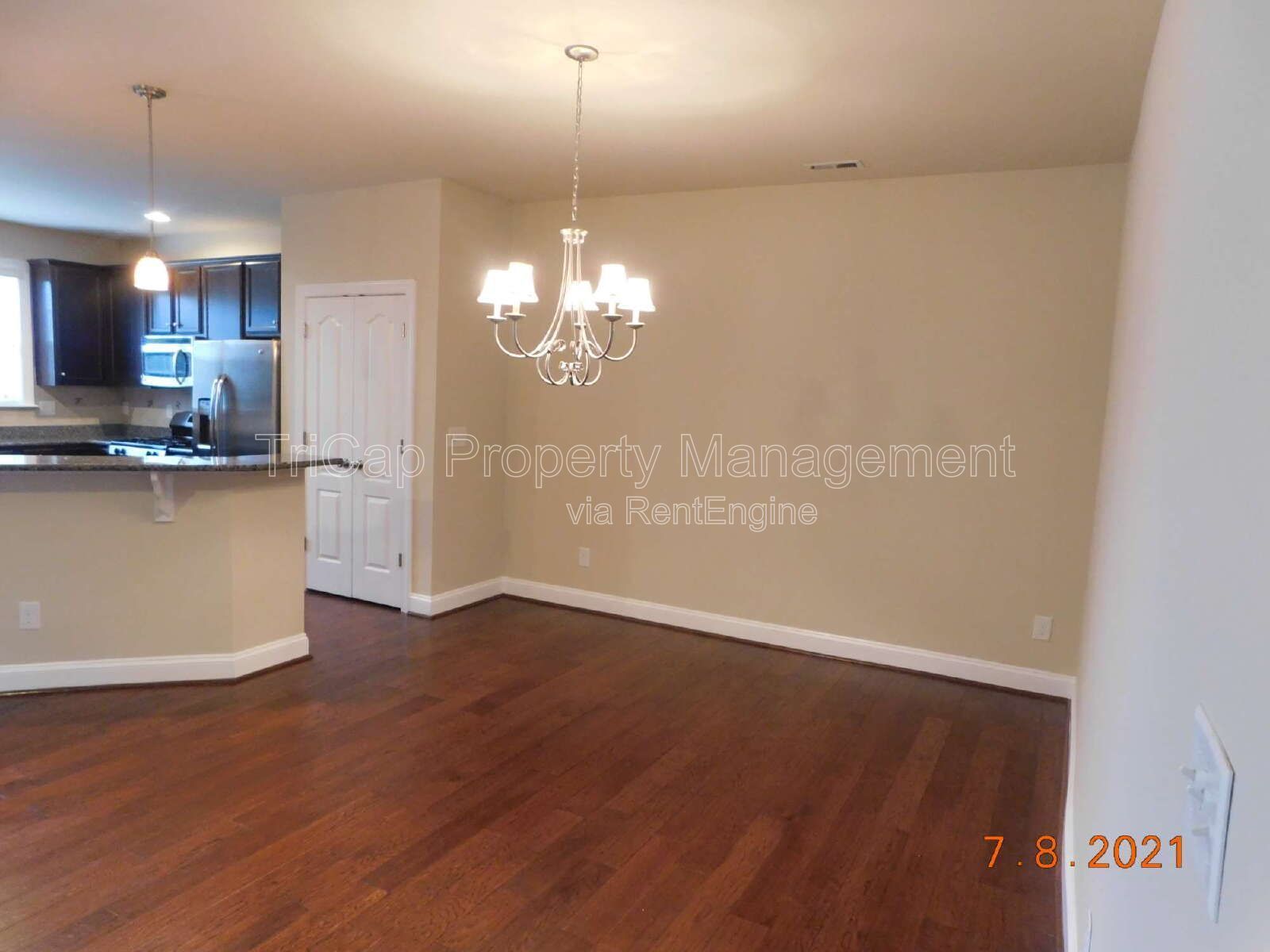End Unit 3 Bedroom North Raleigh - Allyns Landing property image