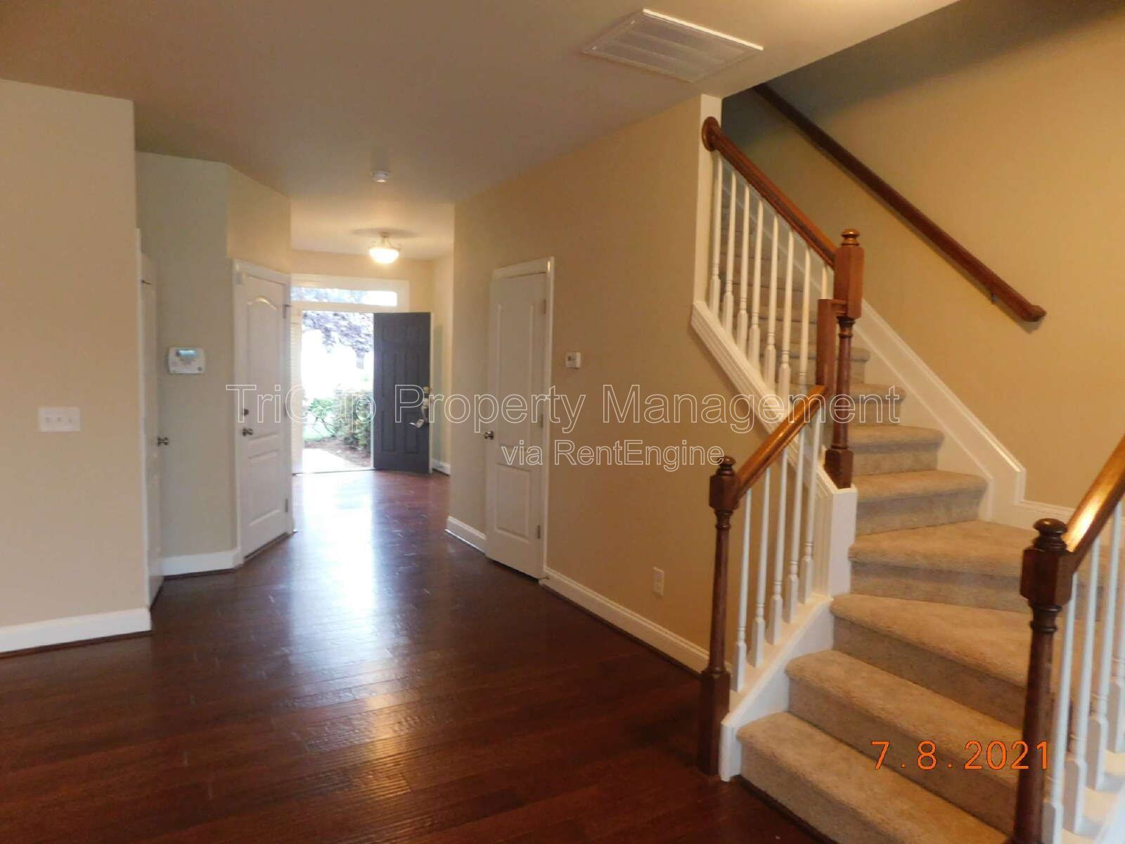 End Unit 3 Bedroom North Raleigh - Allyns Landing property image