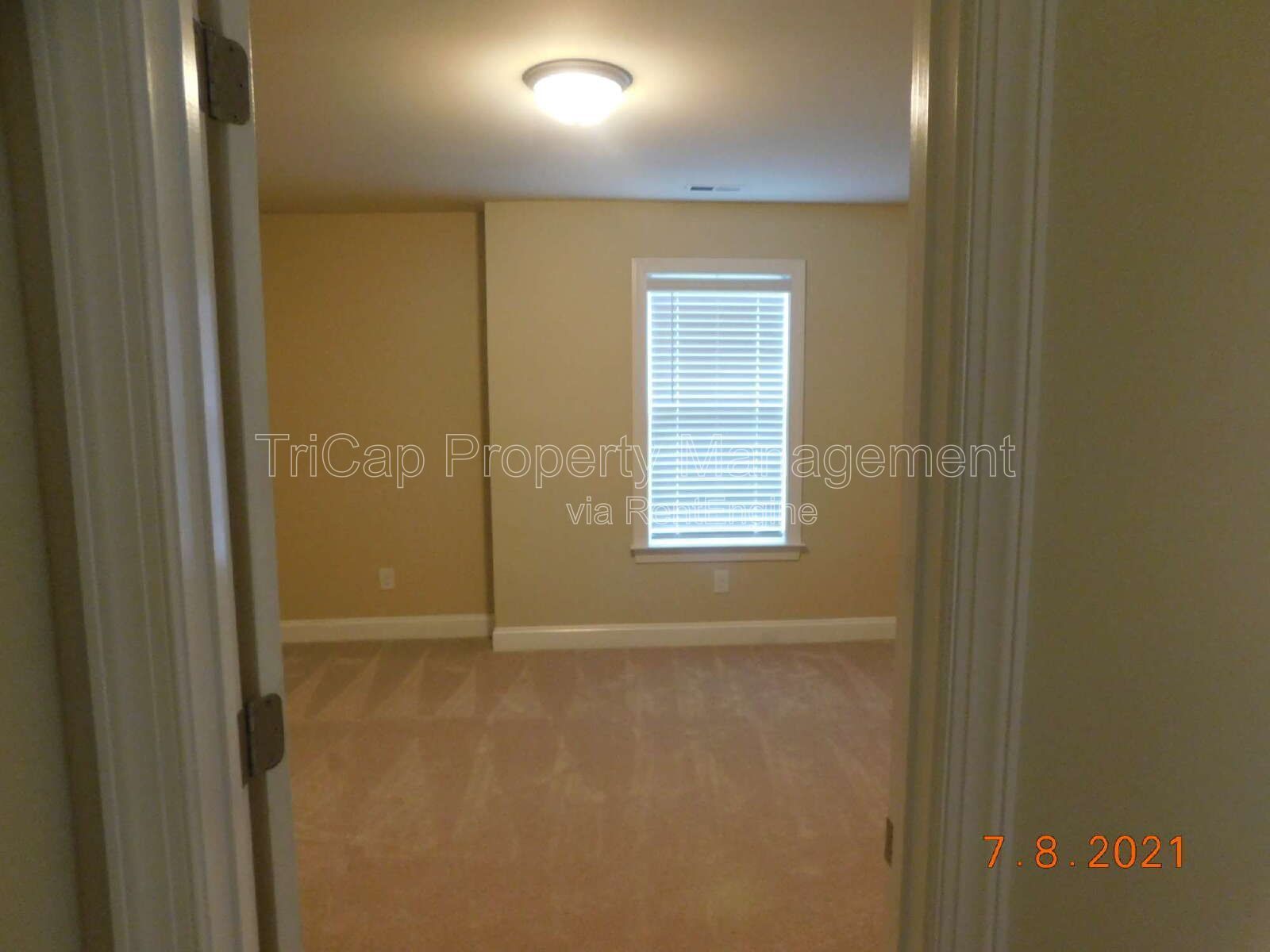 End Unit 3 Bedroom North Raleigh - Allyns Landing property image