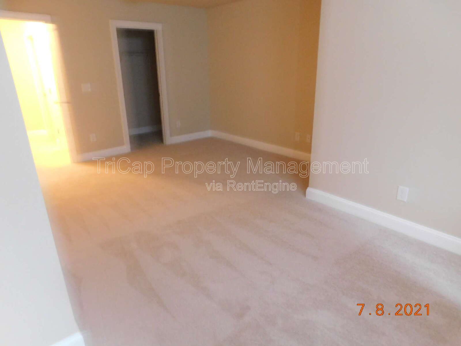 End Unit 3 Bedroom North Raleigh - Allyns Landing property image